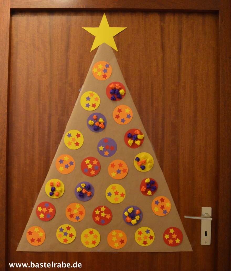 Familienweihnachtsbaum basteln